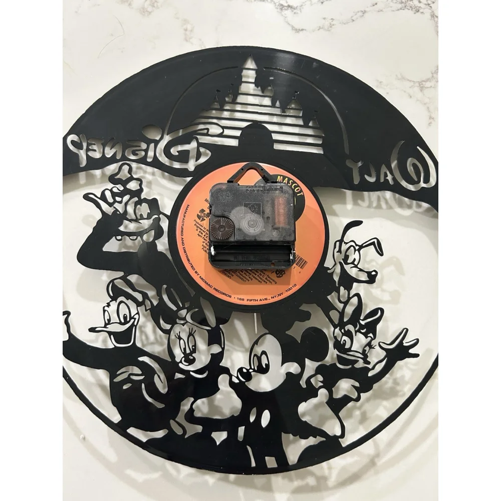 Disney Record clock Mickey & friends Works great